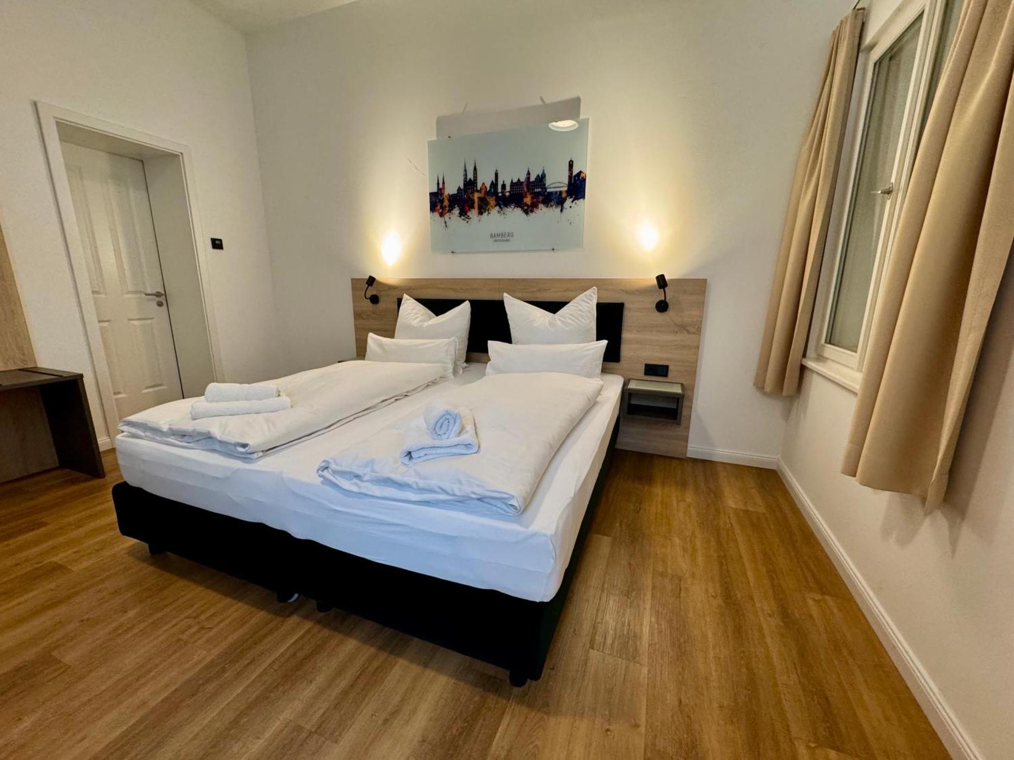 Hopfenhotel Am Adenauerufer Bamberg Bagian luar foto