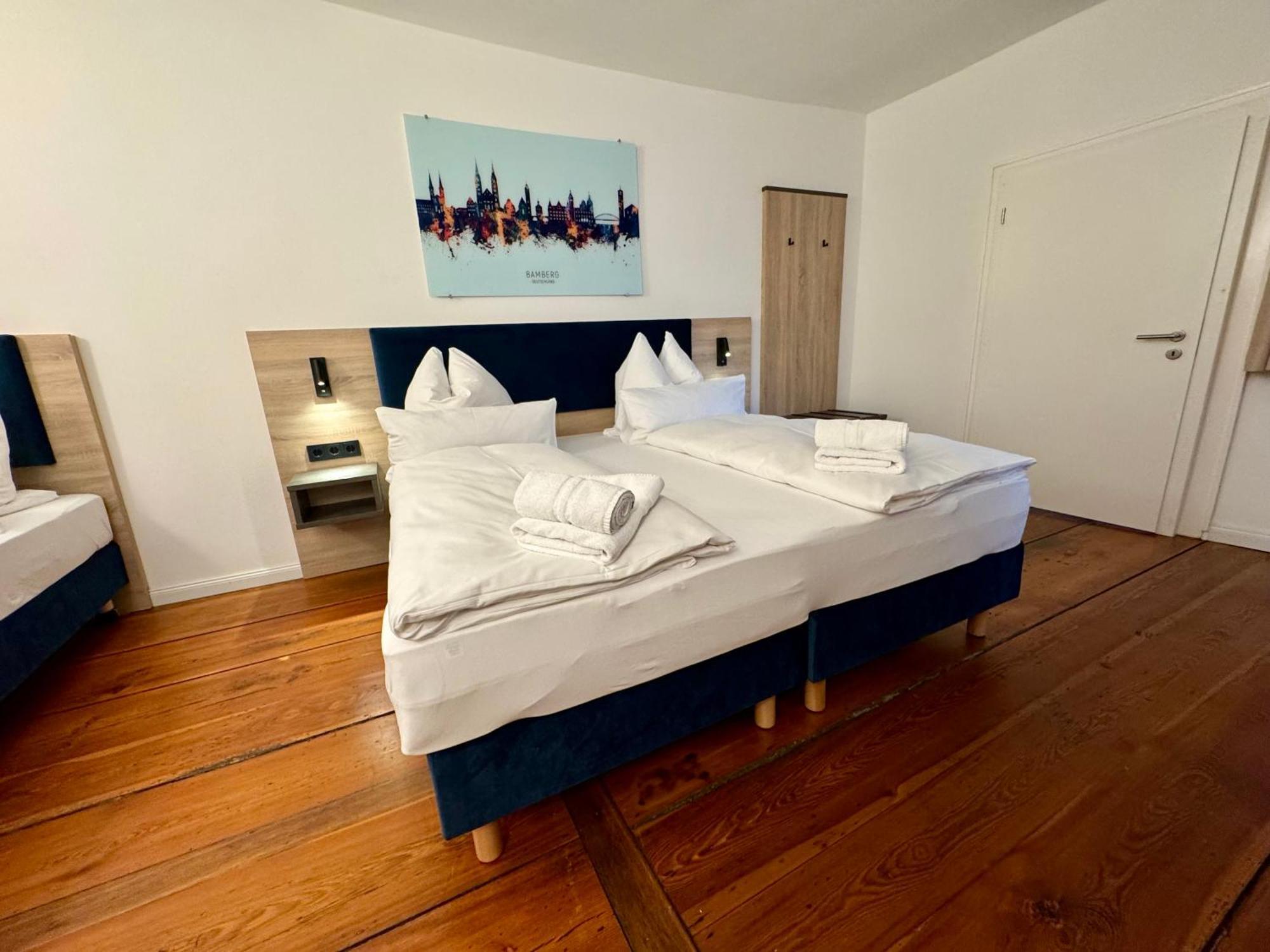 Hopfenhotel Am Adenauerufer Bamberg Bagian luar foto